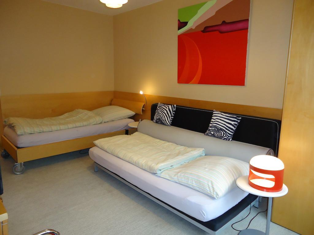 Air Boardinghouse Tulip Stockum, Zu Fuss - 3 Minuten Zur Messe Düsseldorf Kamer foto