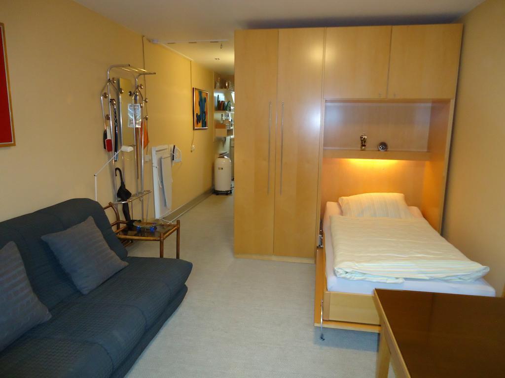 Air Boardinghouse Tulip Stockum, Zu Fuss - 3 Minuten Zur Messe Düsseldorf Kamer foto
