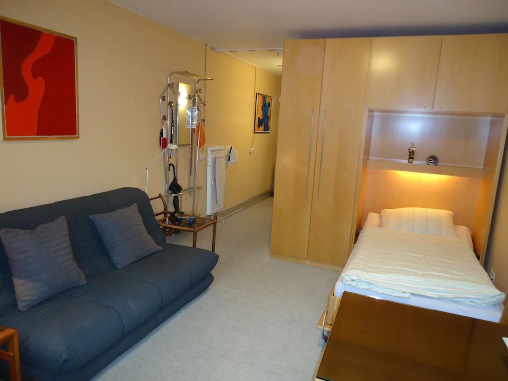 Air Boardinghouse Tulip Stockum, Zu Fuss - 3 Minuten Zur Messe Düsseldorf Kamer foto