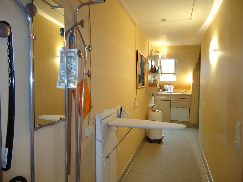 Air Boardinghouse Tulip Stockum, Zu Fuss - 3 Minuten Zur Messe Düsseldorf Kamer foto