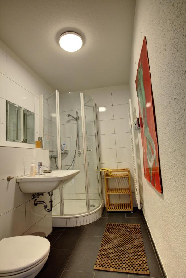 Air Boardinghouse Tulip Stockum, Zu Fuss - 3 Minuten Zur Messe Düsseldorf Buitenkant foto